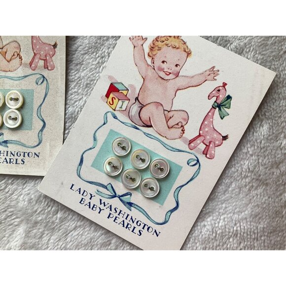 New Old Stock VTG 1940's Lady Washington Baby Pearls Buttons Lot of 18 Made USA - Picture 3 of 5